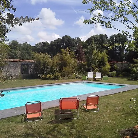 Chateau La Feuillaie Bed and breakfast Wailly-Beaucamp